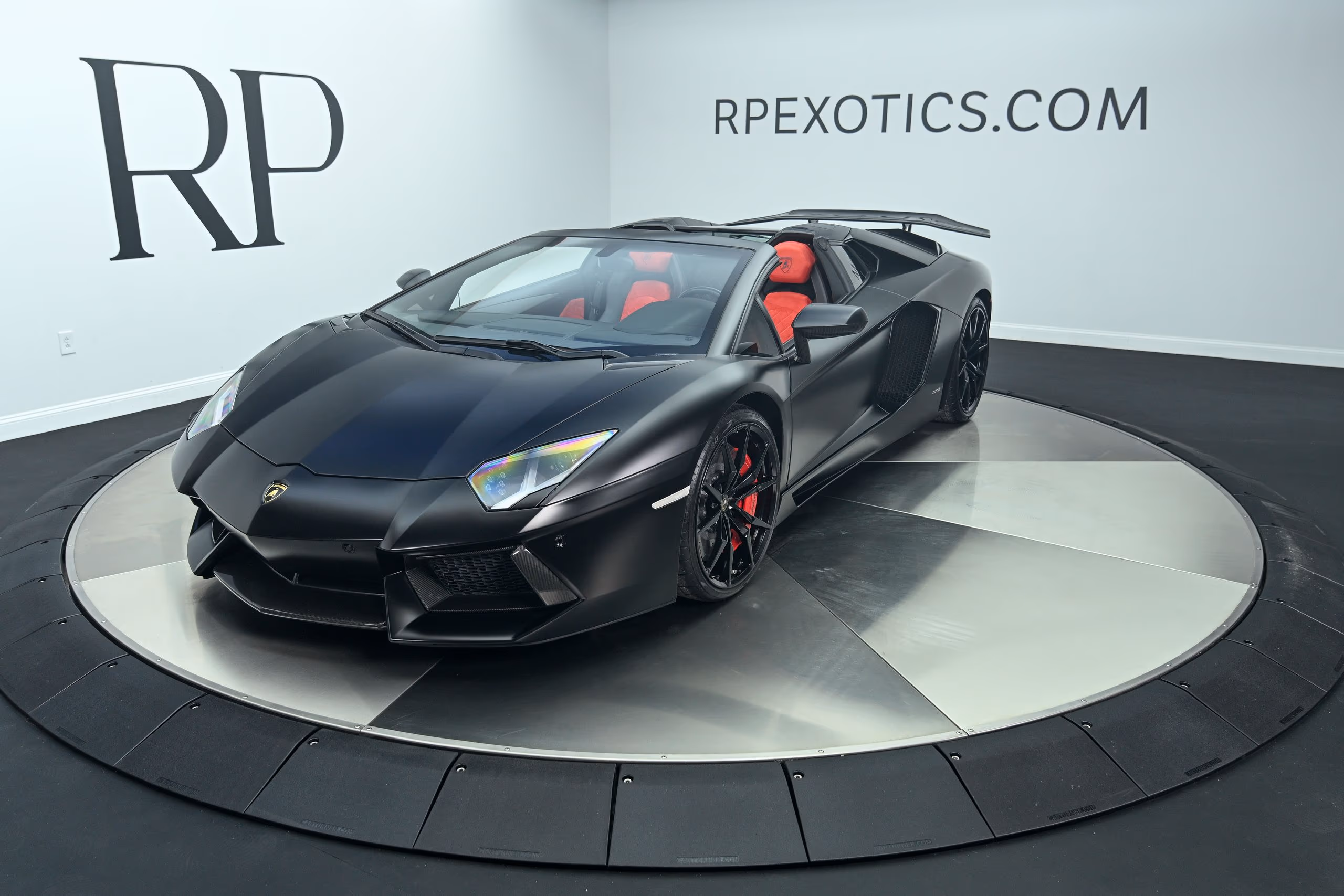 2015 Lamborghini Aventador