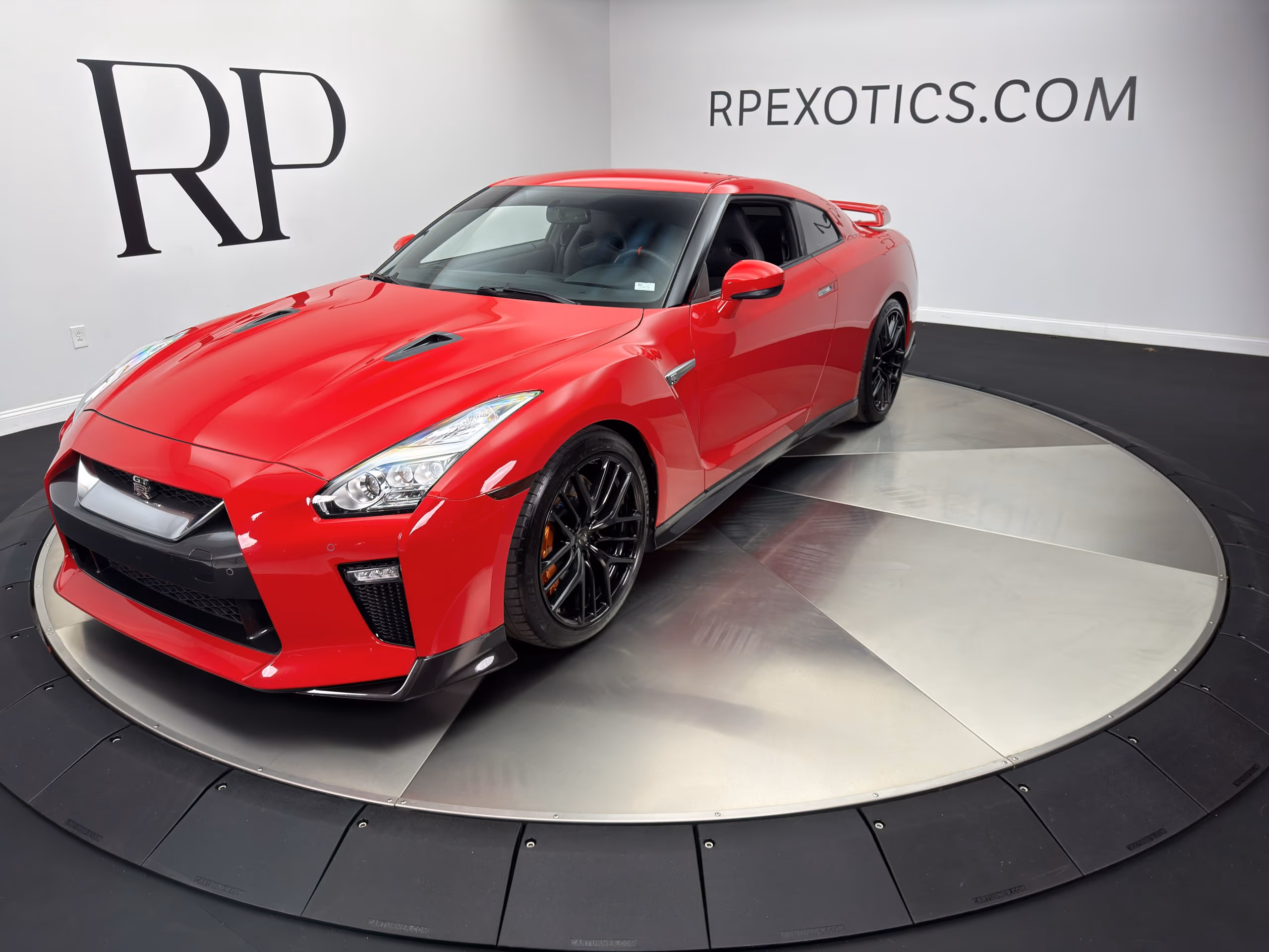 2018 Nissan GT-R Premium