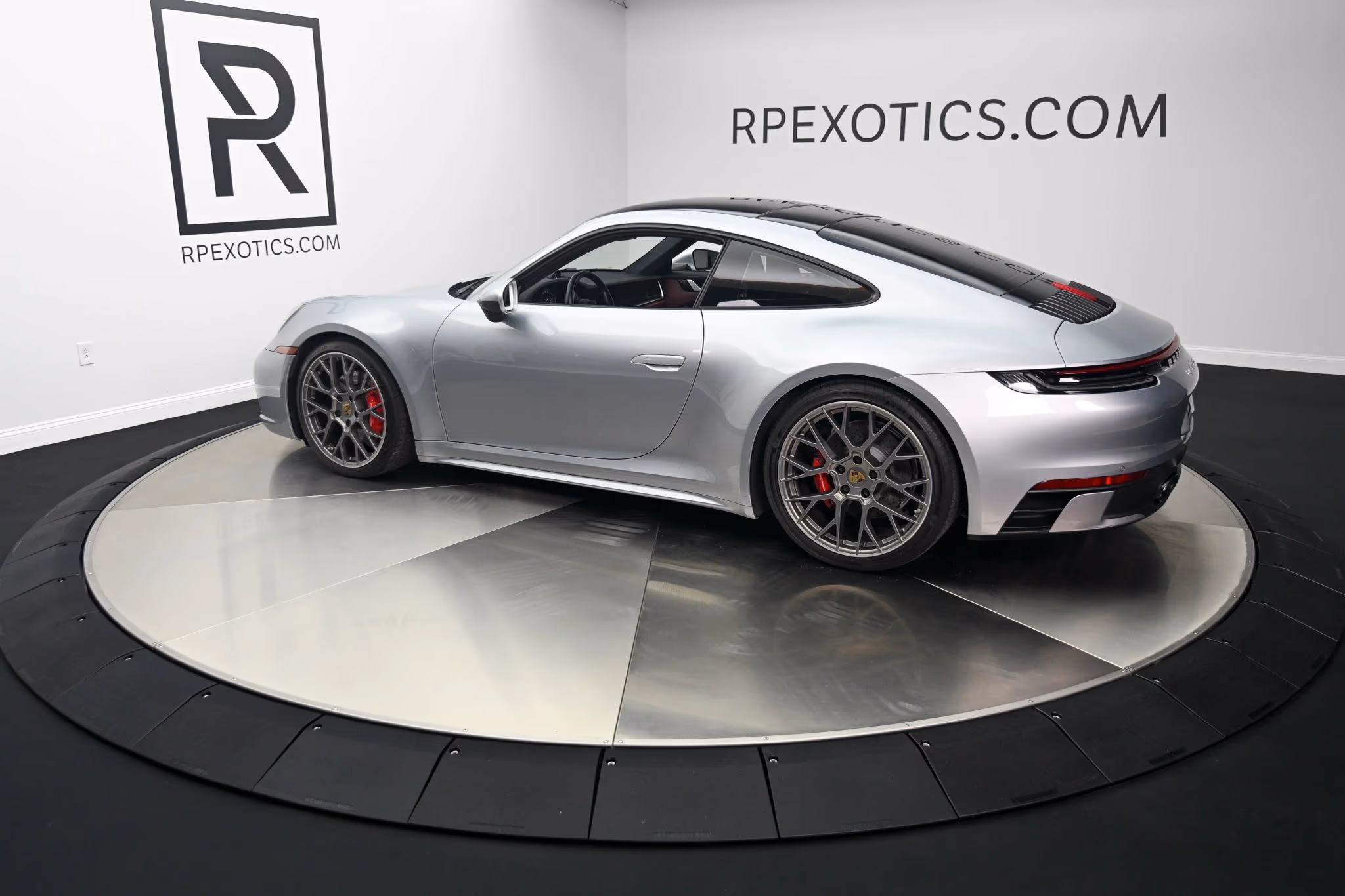 2020 Porsche 911 - Image 1 of 29