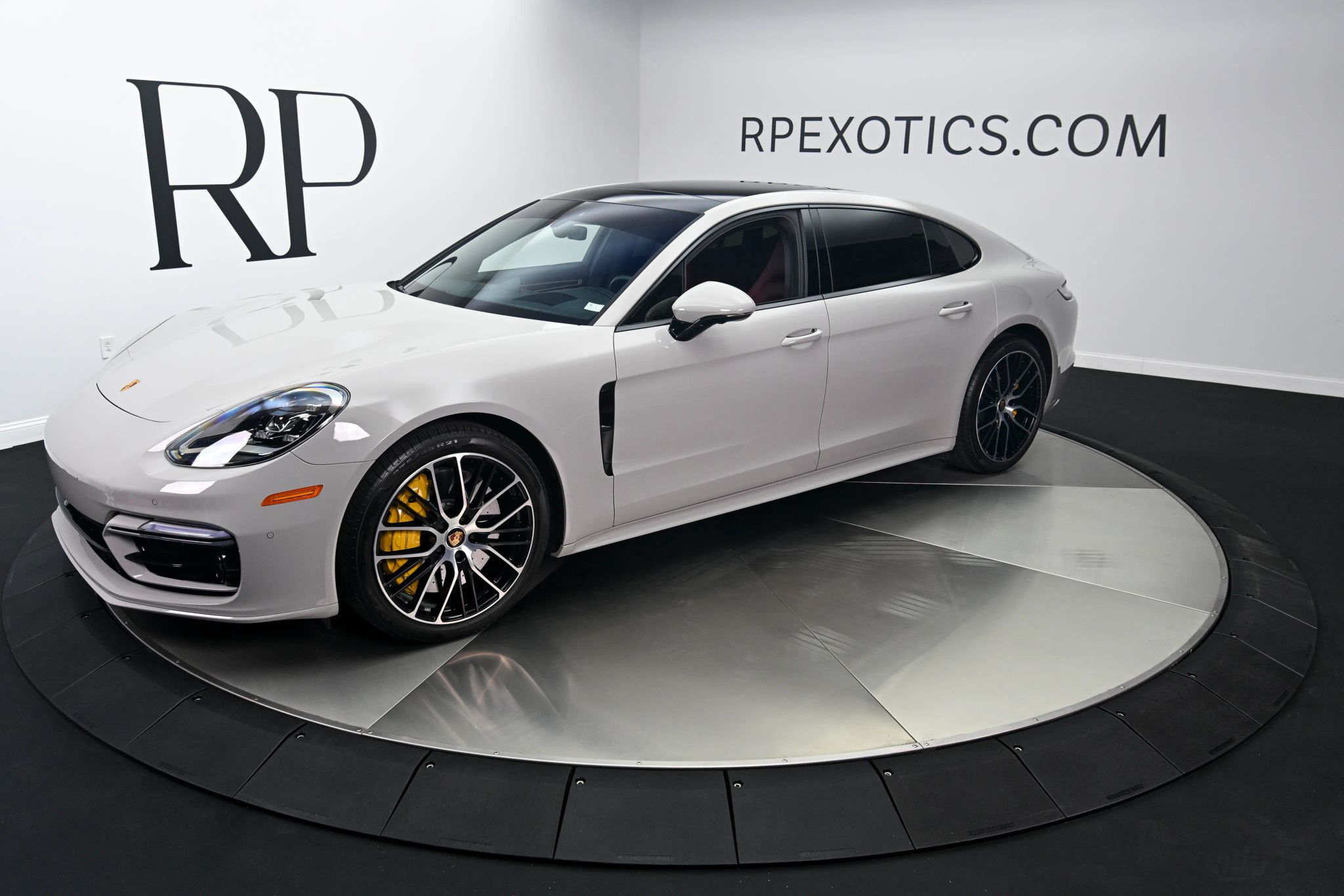 2023 Porsche Panamera