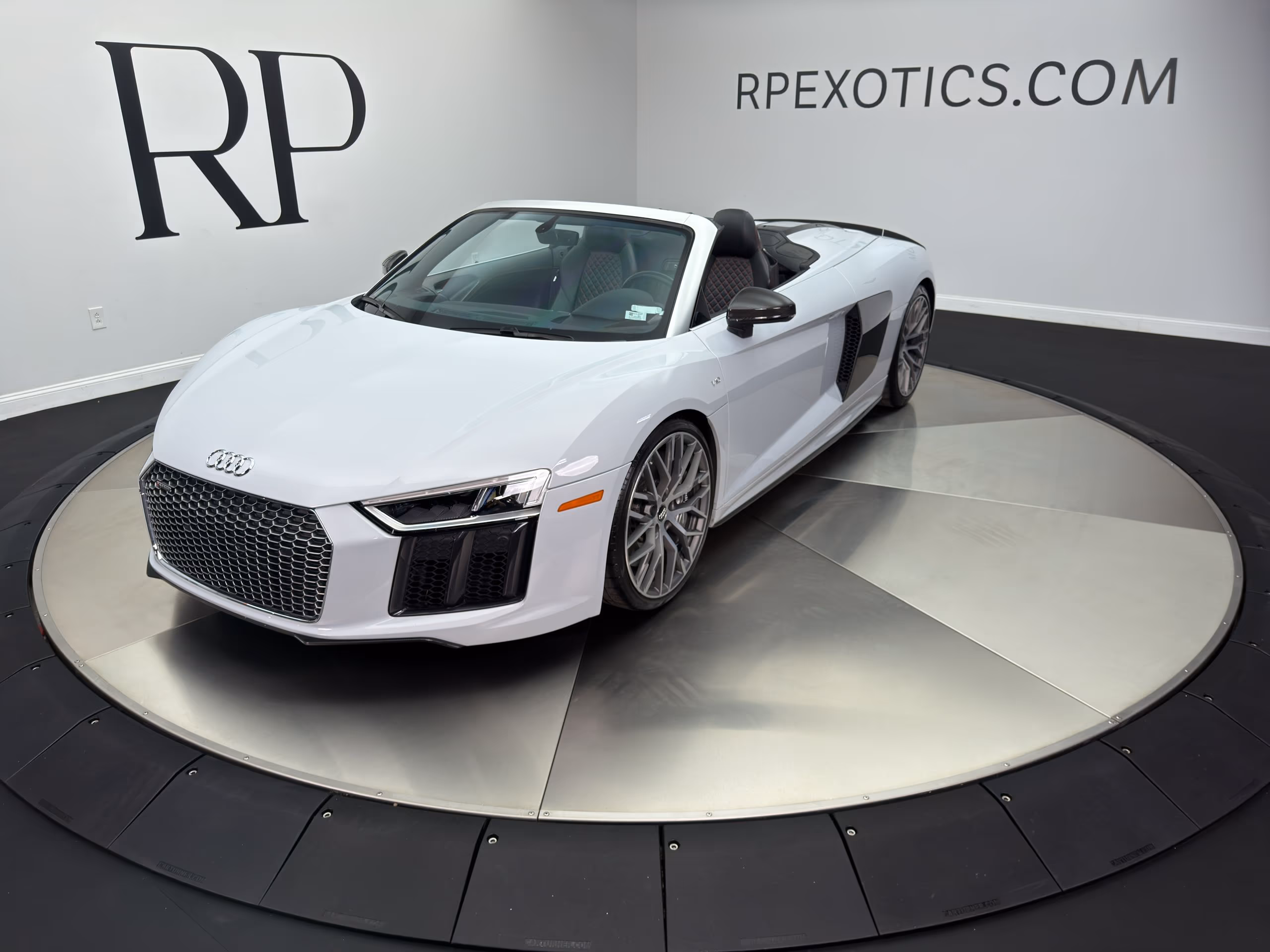 2018 Audi R8 V10 Plus