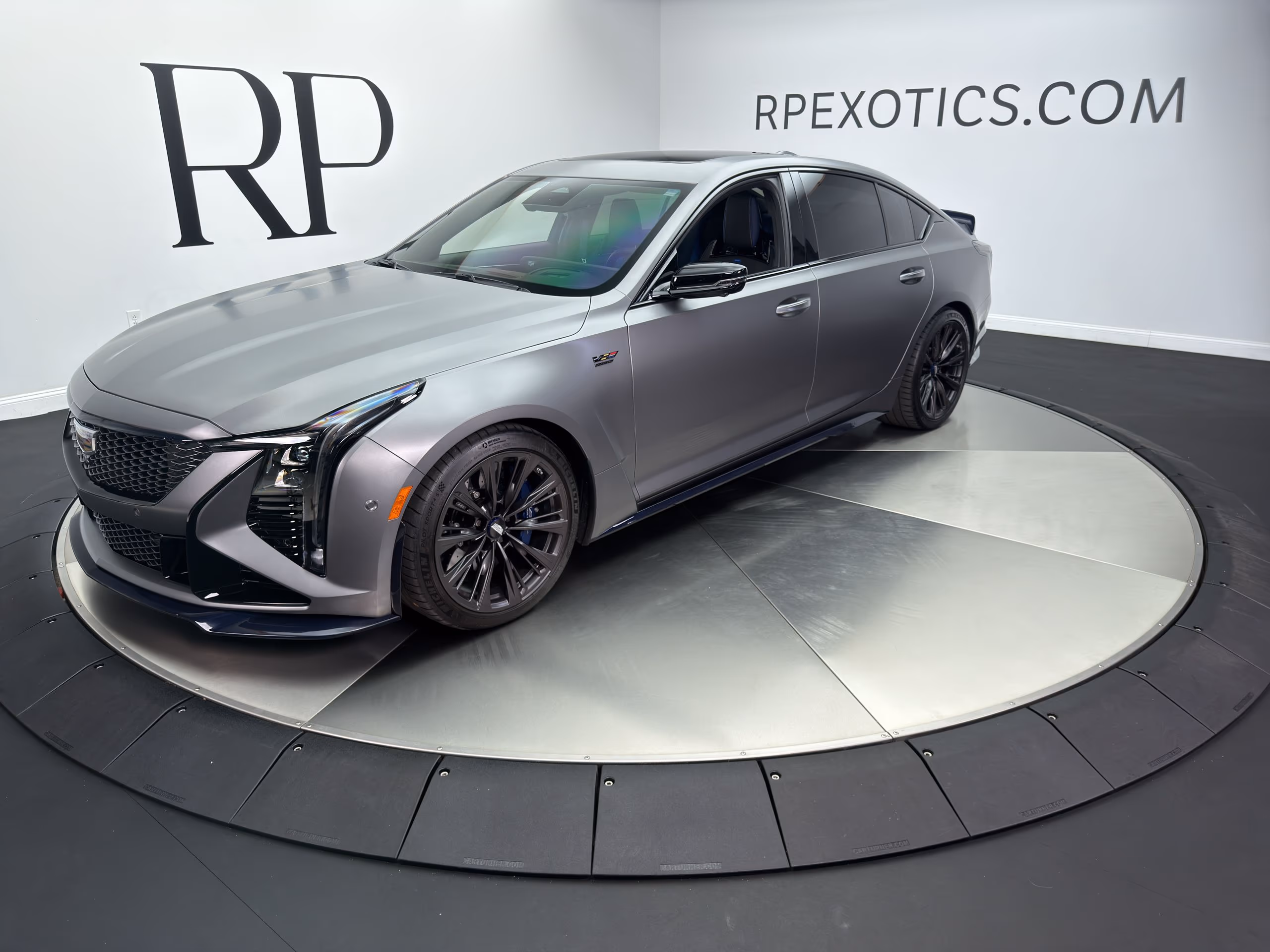 2025 Cadillac Ct5-V - Image 1 of 25