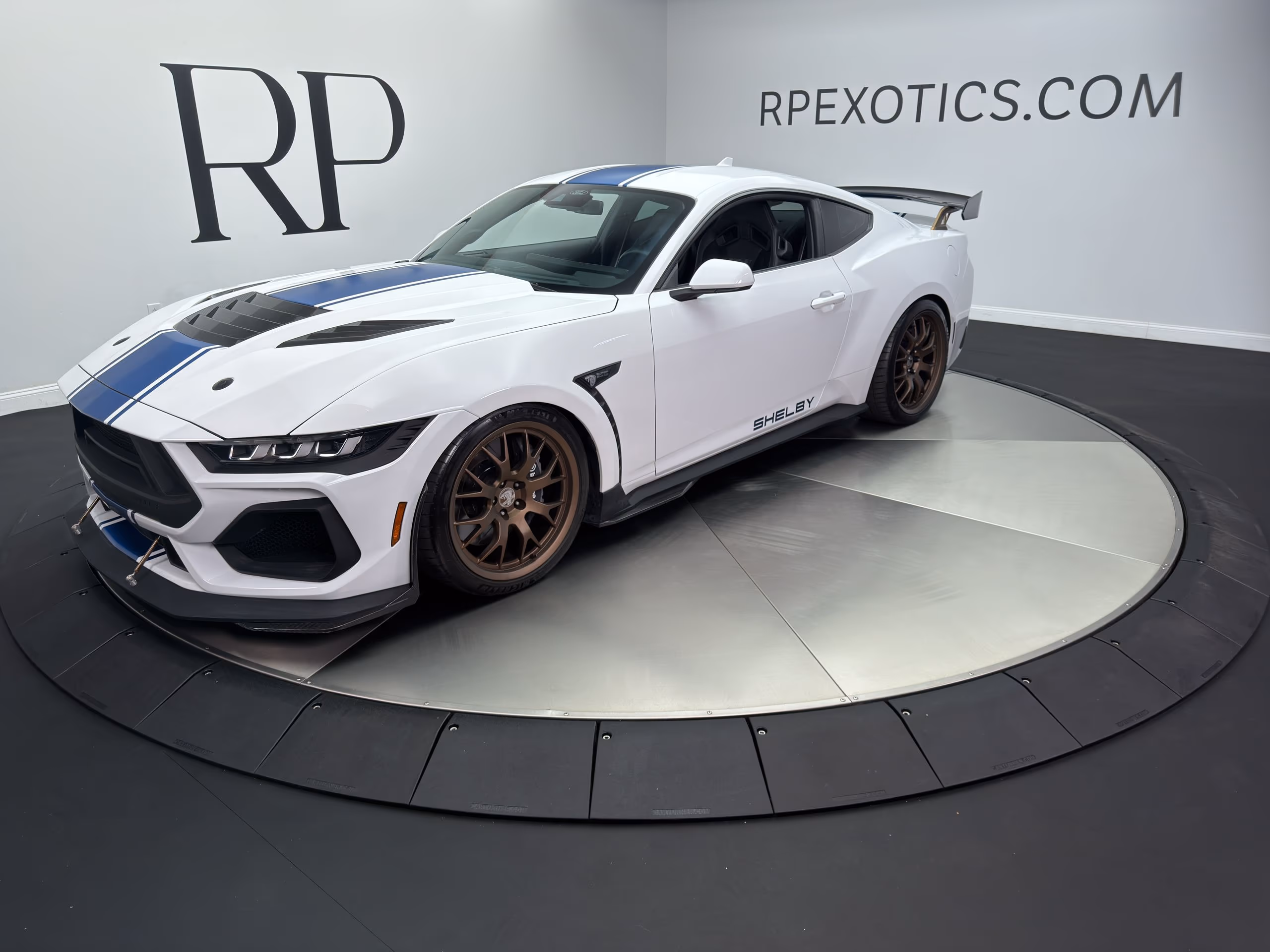2024 Ford Mustang - Image 1 of 47