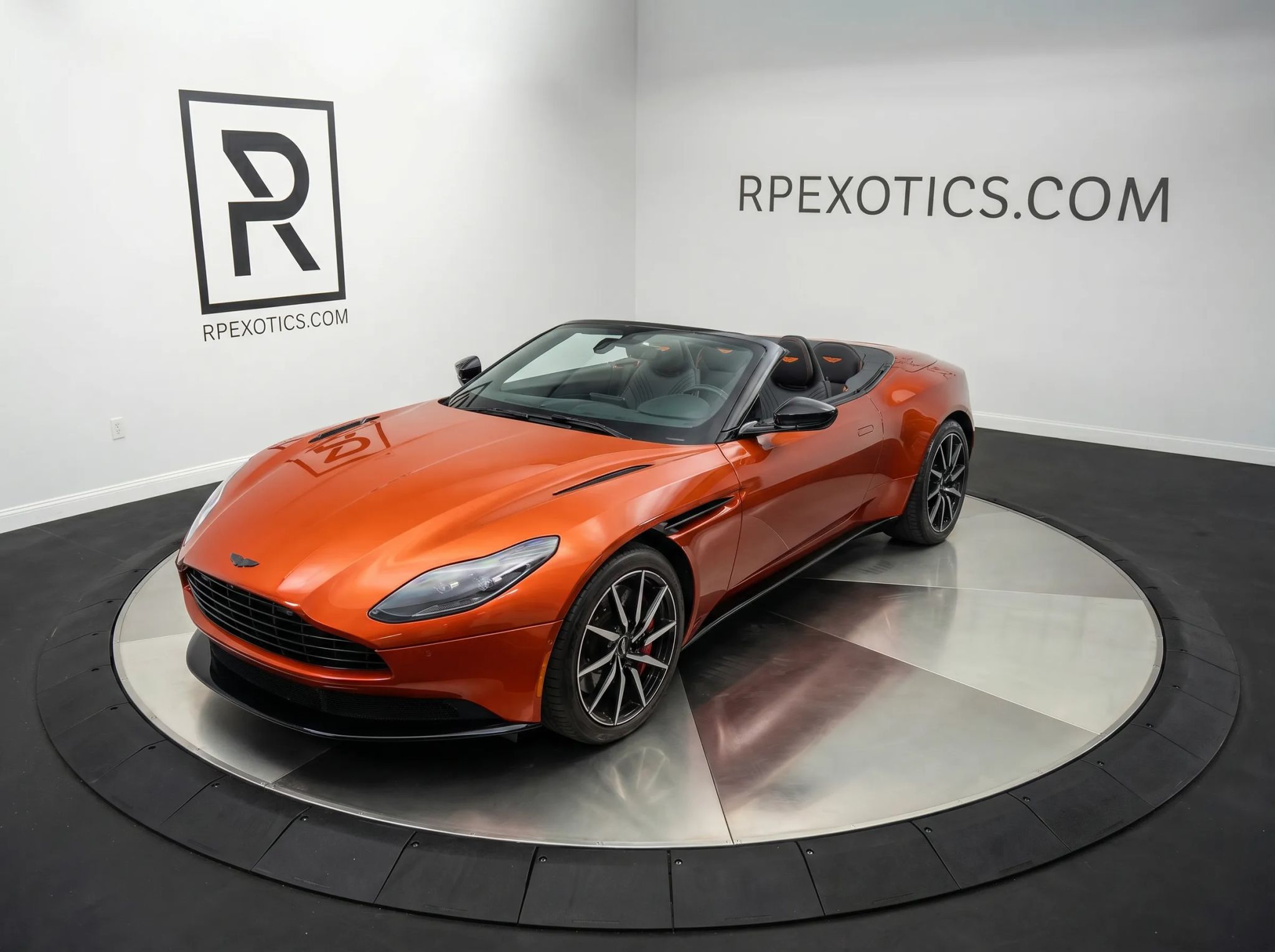 2021 Aston Martin DB11