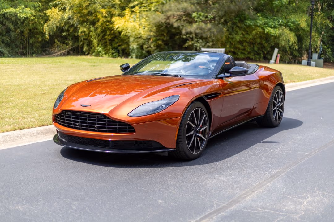 2021 Aston Martin DB11 Volante