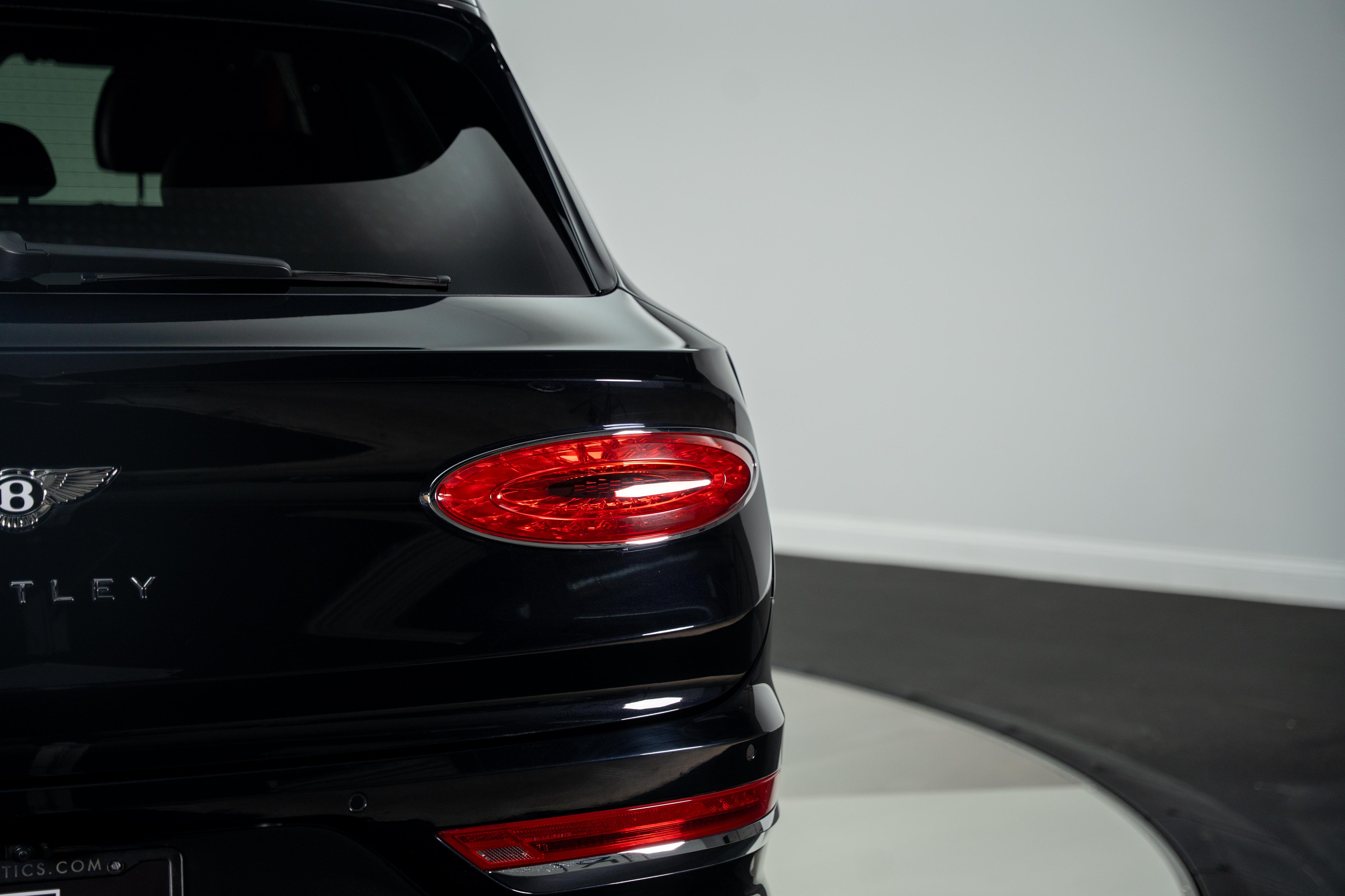 2021 Bentley Bentayga Base - Photo 32
