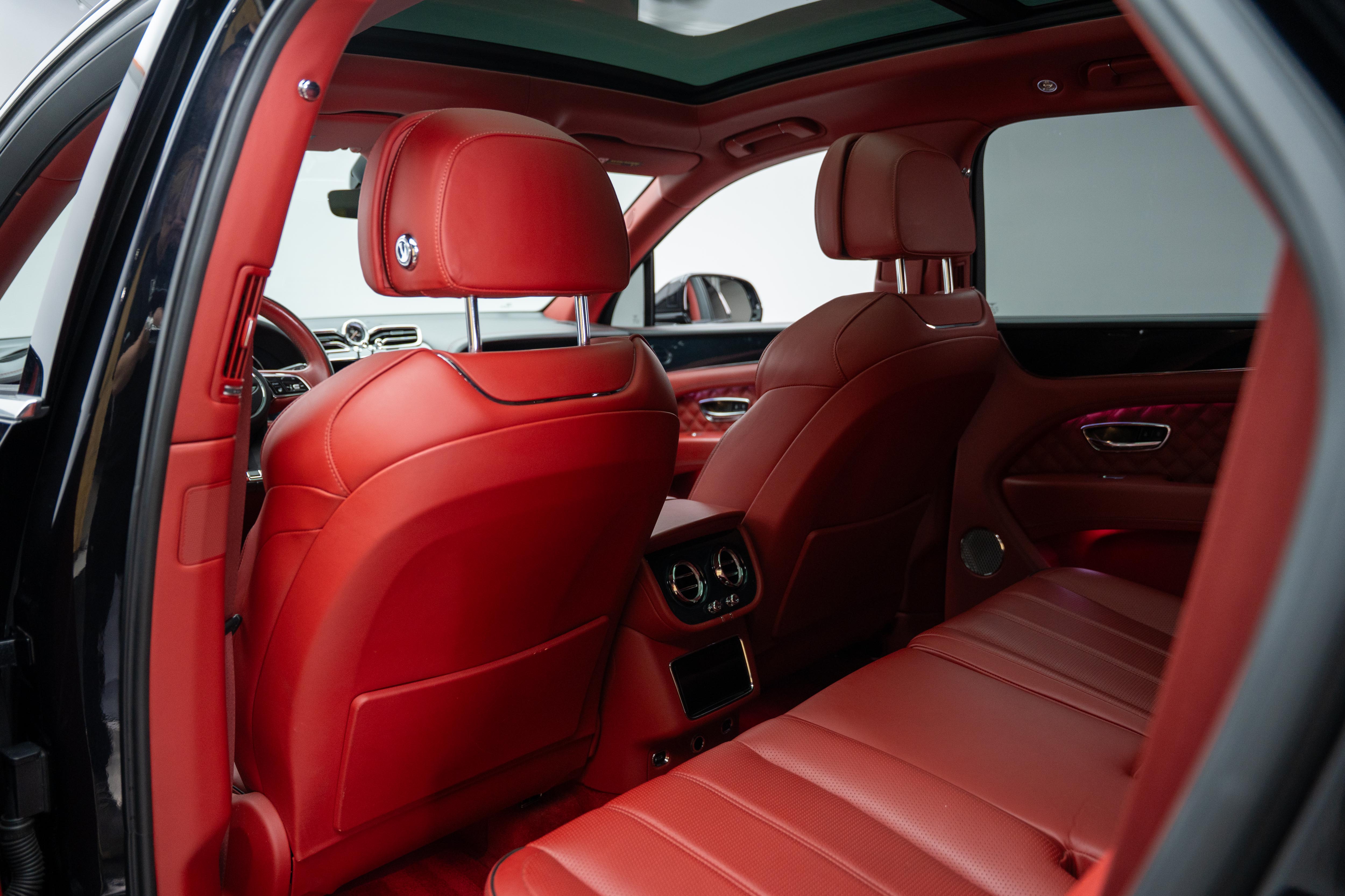 2021 Bentley Bentayga Base - Photo 36