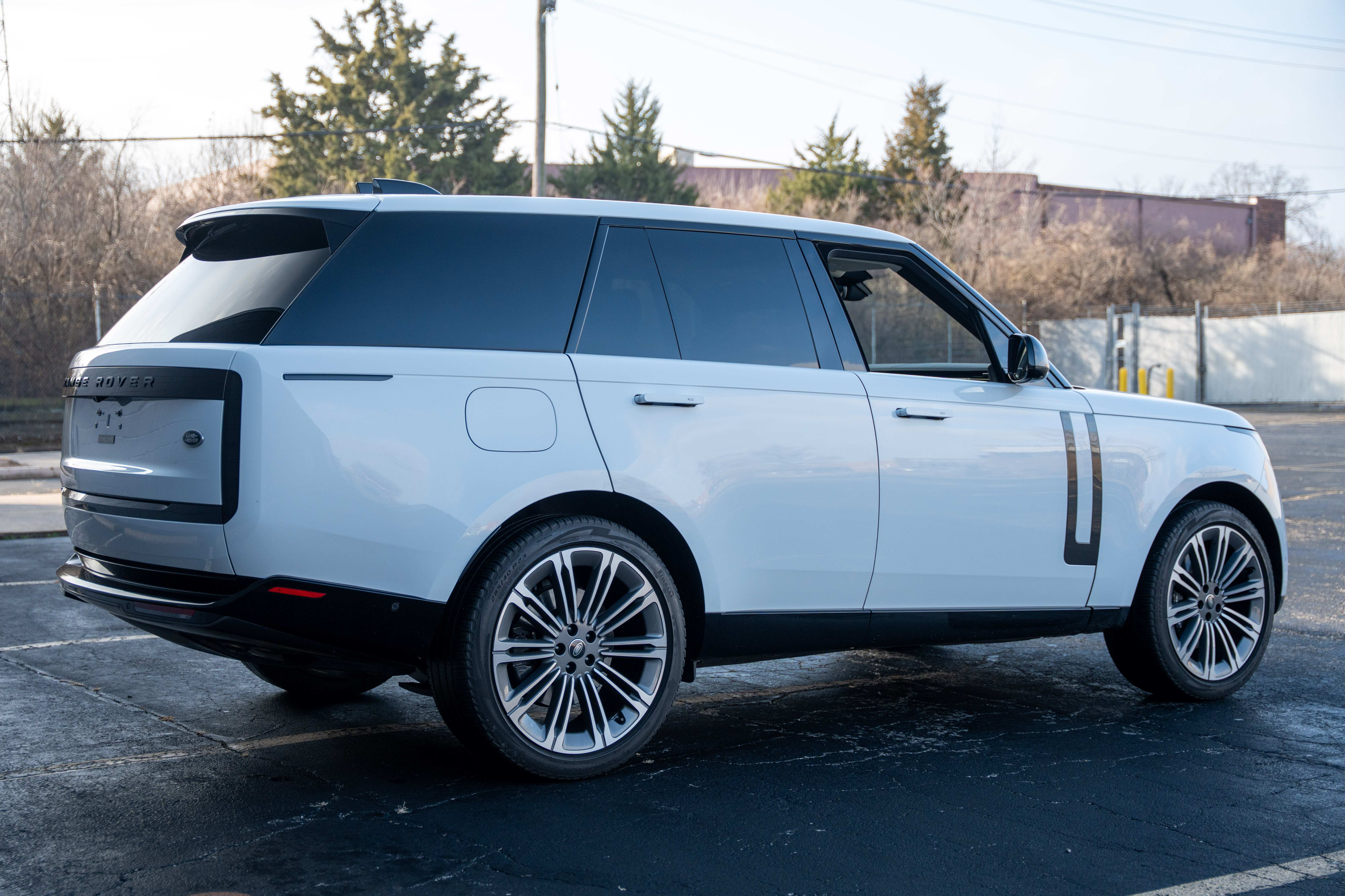 2023 Land Rover Range Rover SE - Photo 8