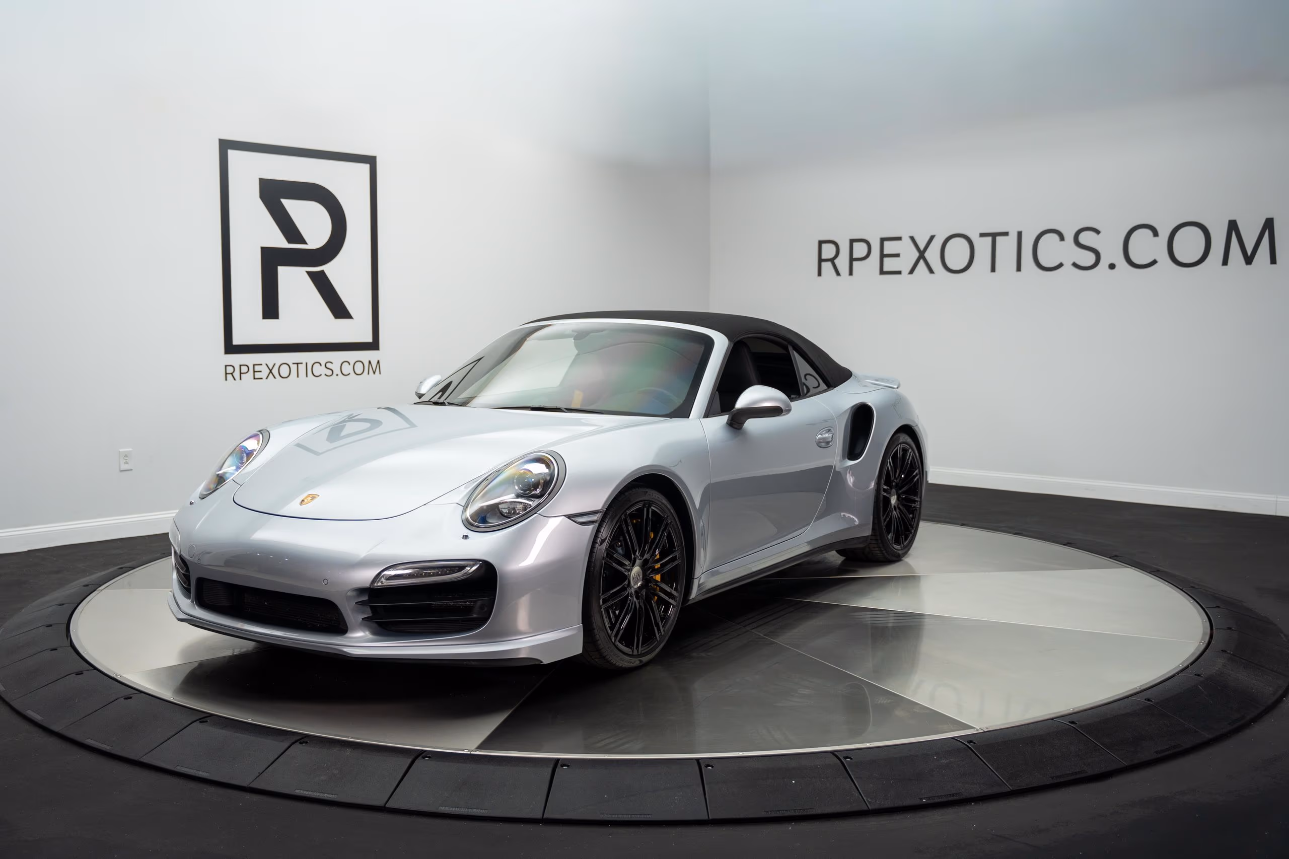 2015 Porsche 911 - Image 1 of 35
