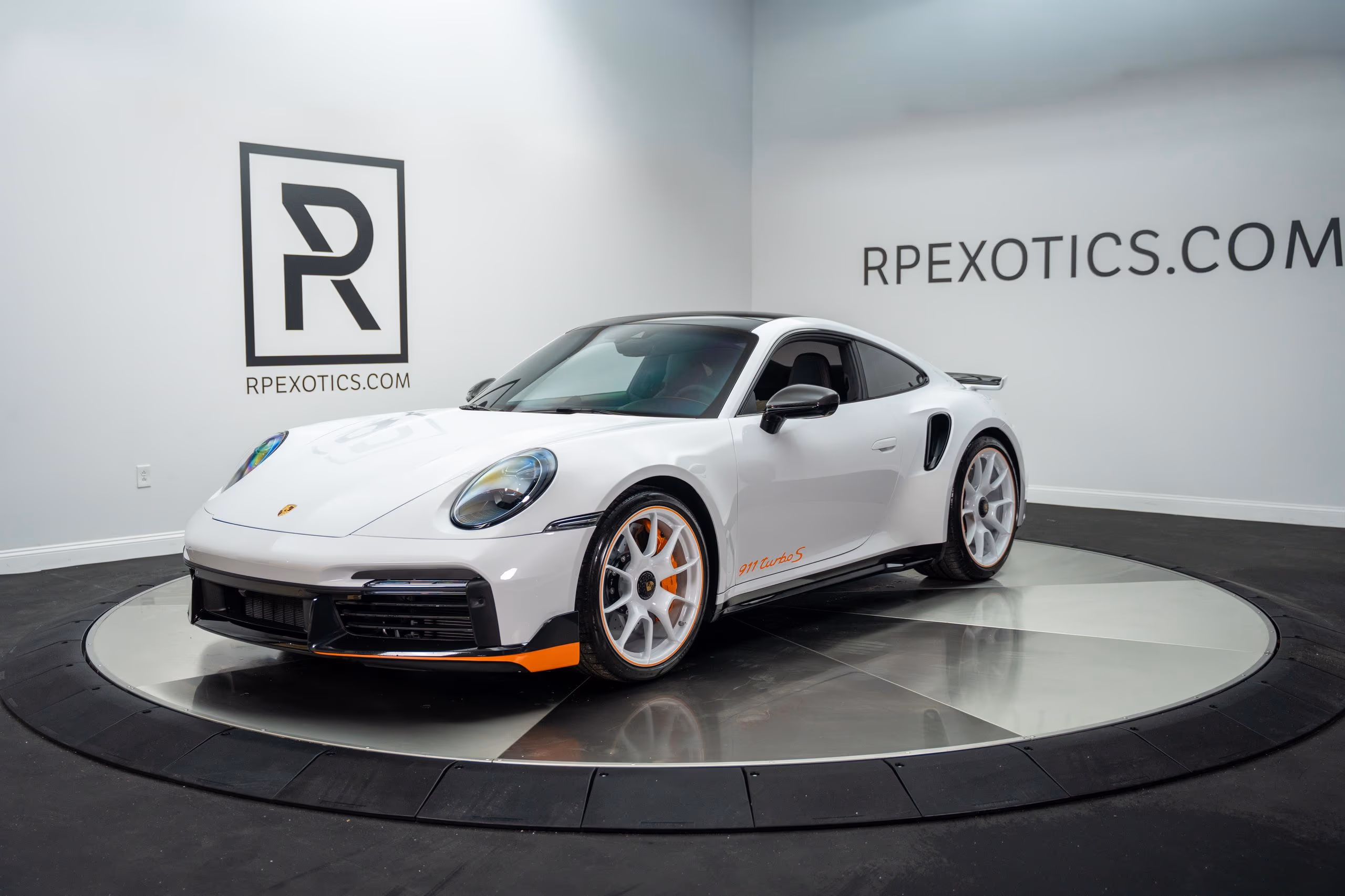 2022 Porsche 911 - Image 1 of 26