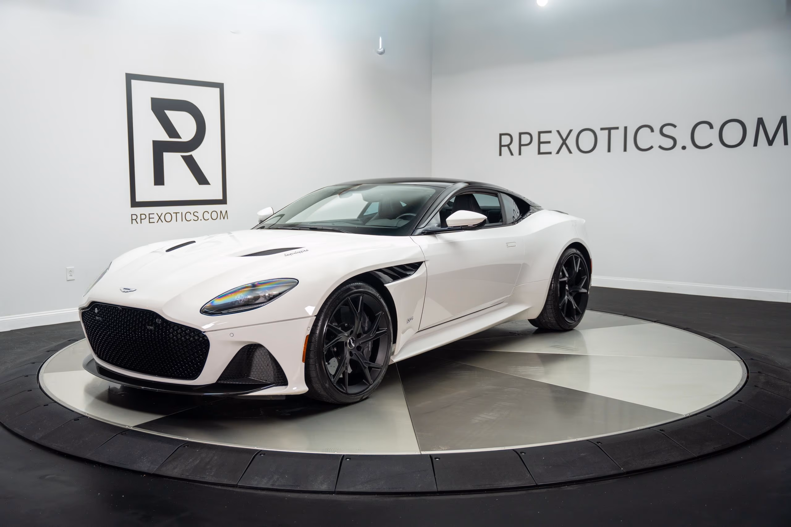 2019 Aston Martin Dbs Superleggera