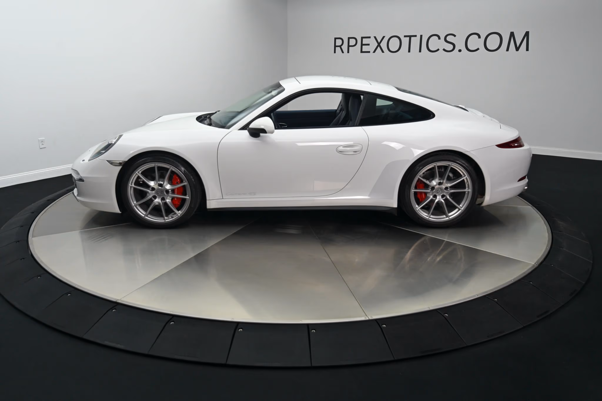 2013 Porsche 911 - Image 1 of 28