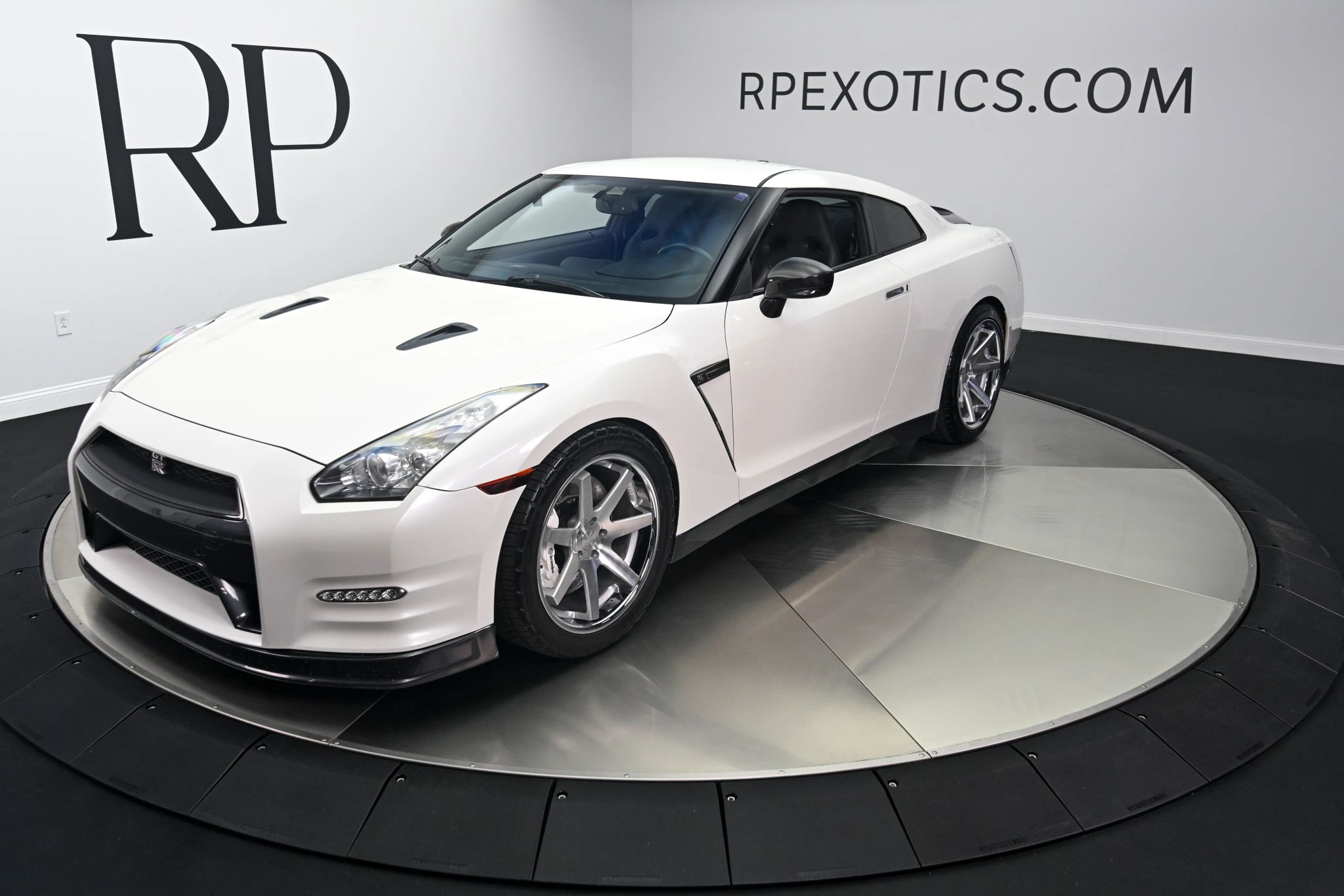 2012 Nissan GT-R - Image 1 of 26
