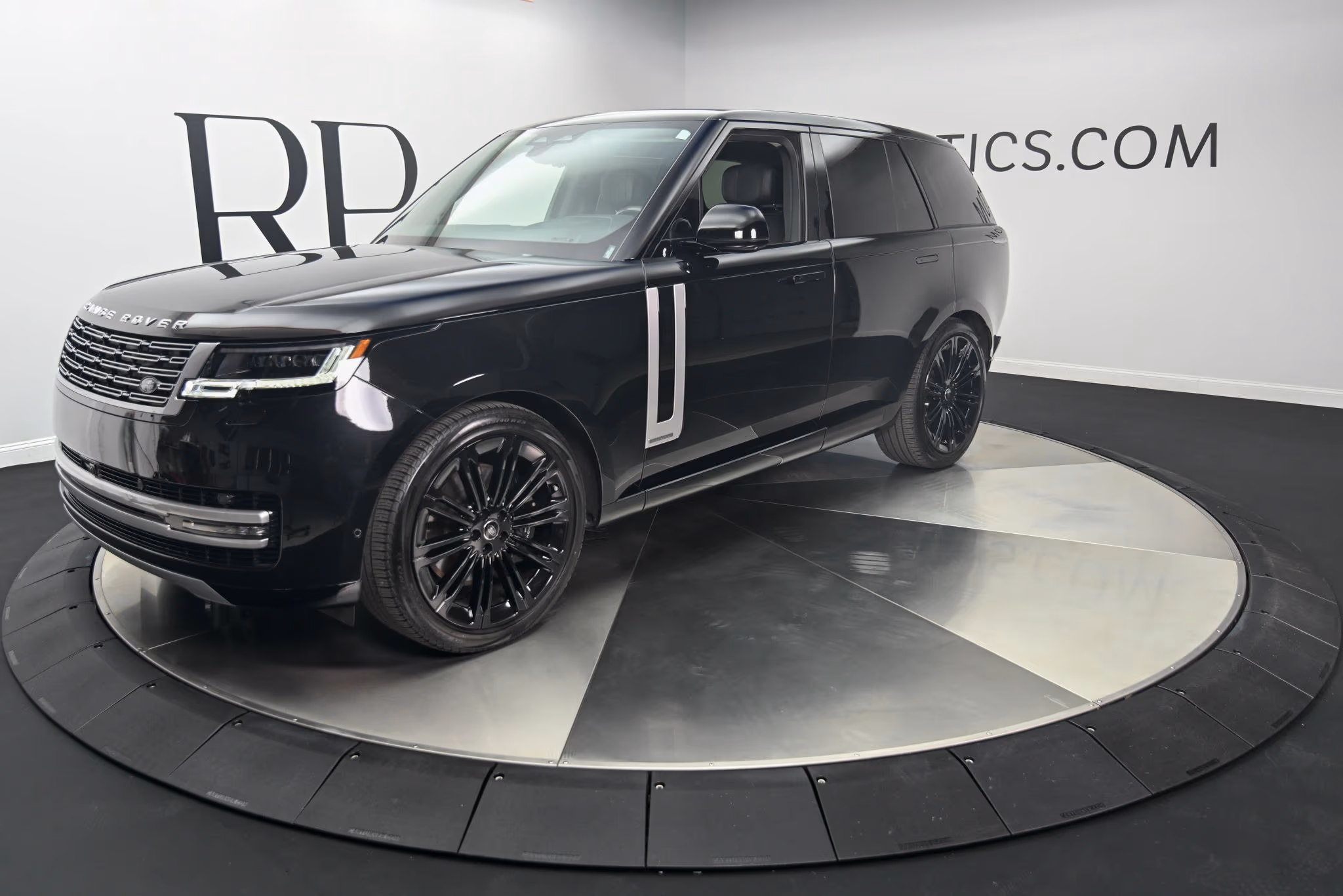 2024 Land Rover Range Rover - Image 1 of 26