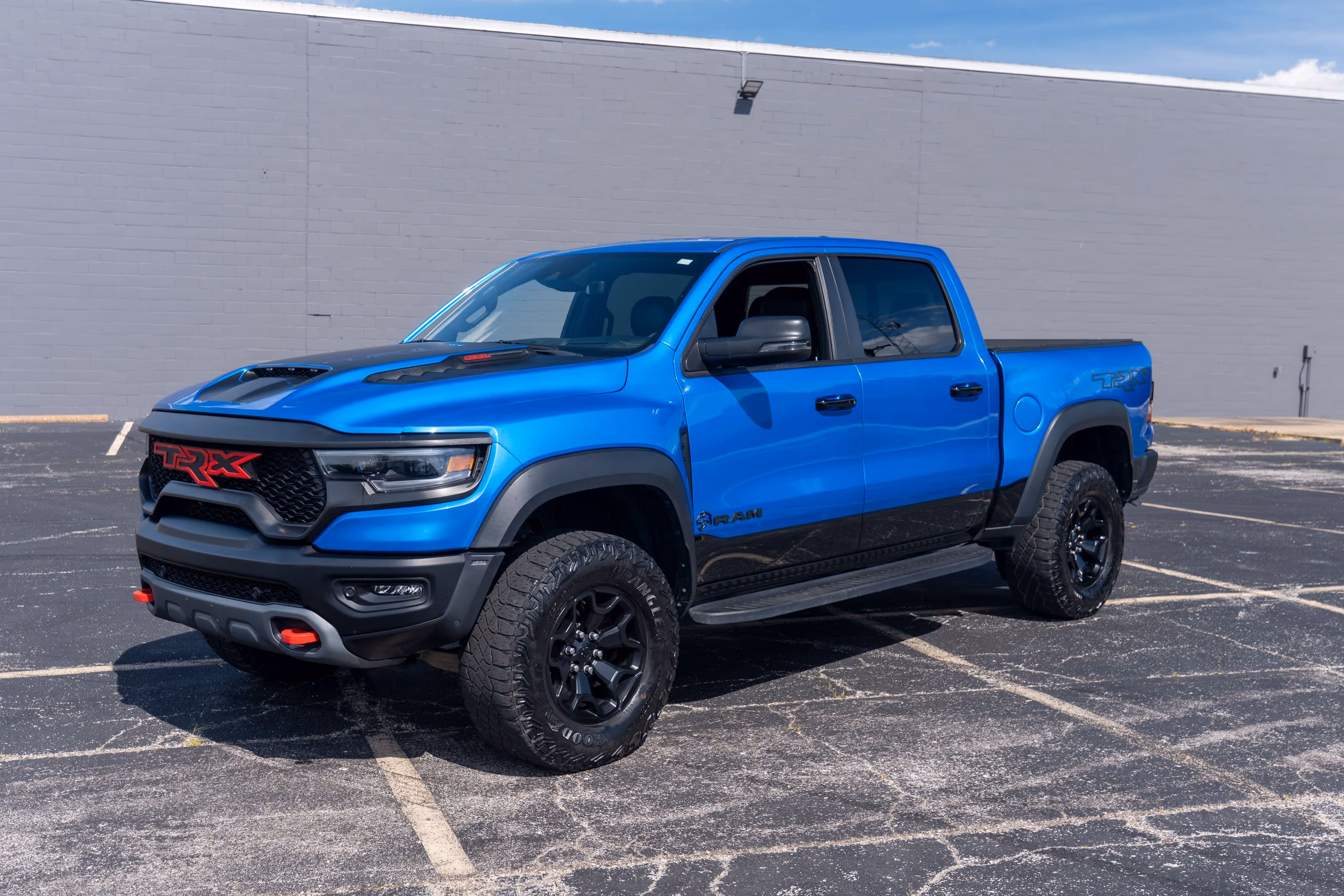 2023 Ram 1500 Crew Cab - Image 1 of 26