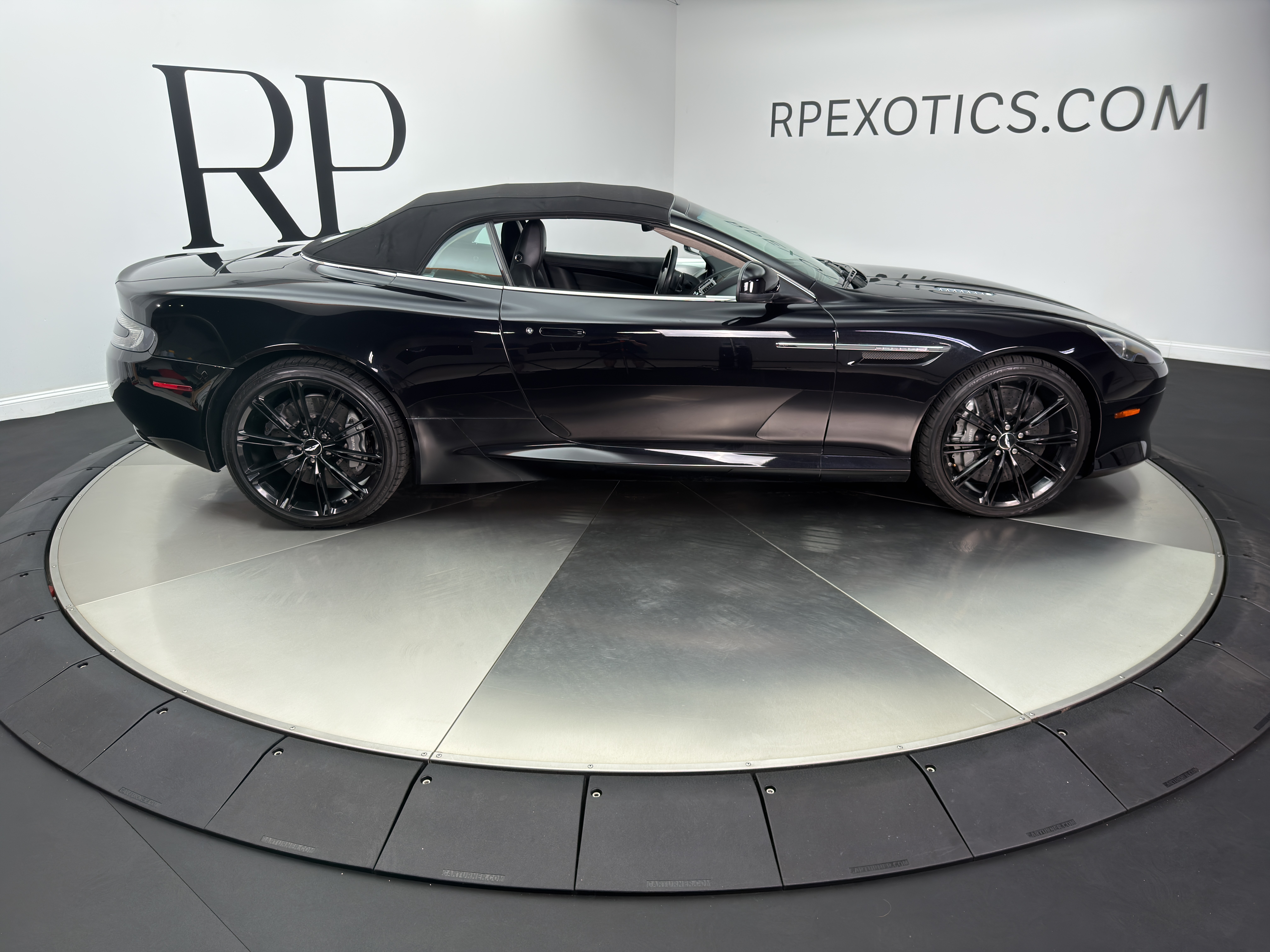 2012 Aston Martin Virage Base - Photo 17