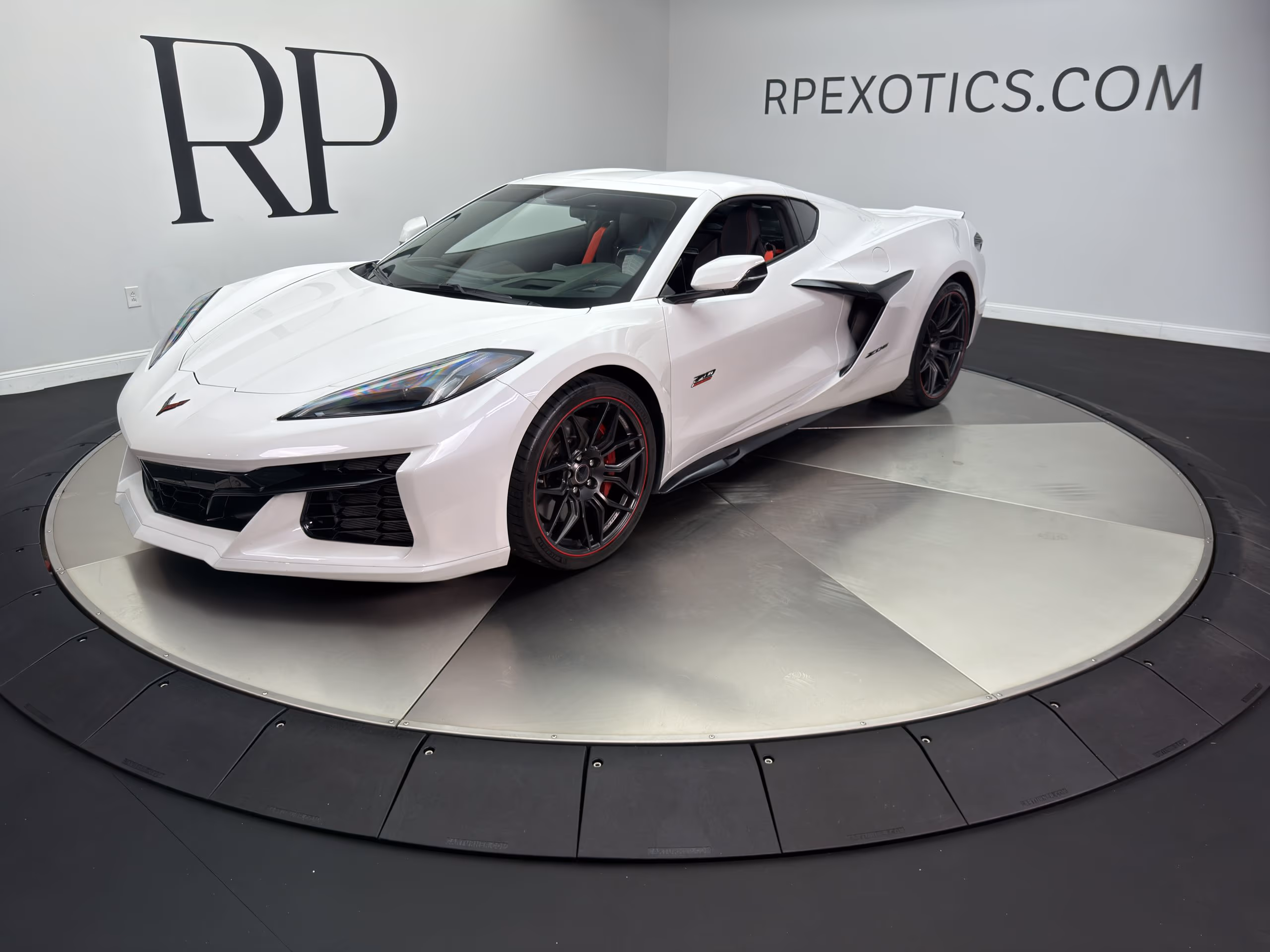 2023 Chevrolet Corvette - Image 1 of 33