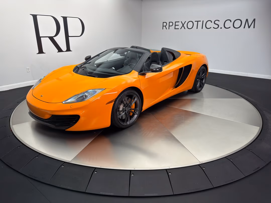 2013 McLaren MP4-12C