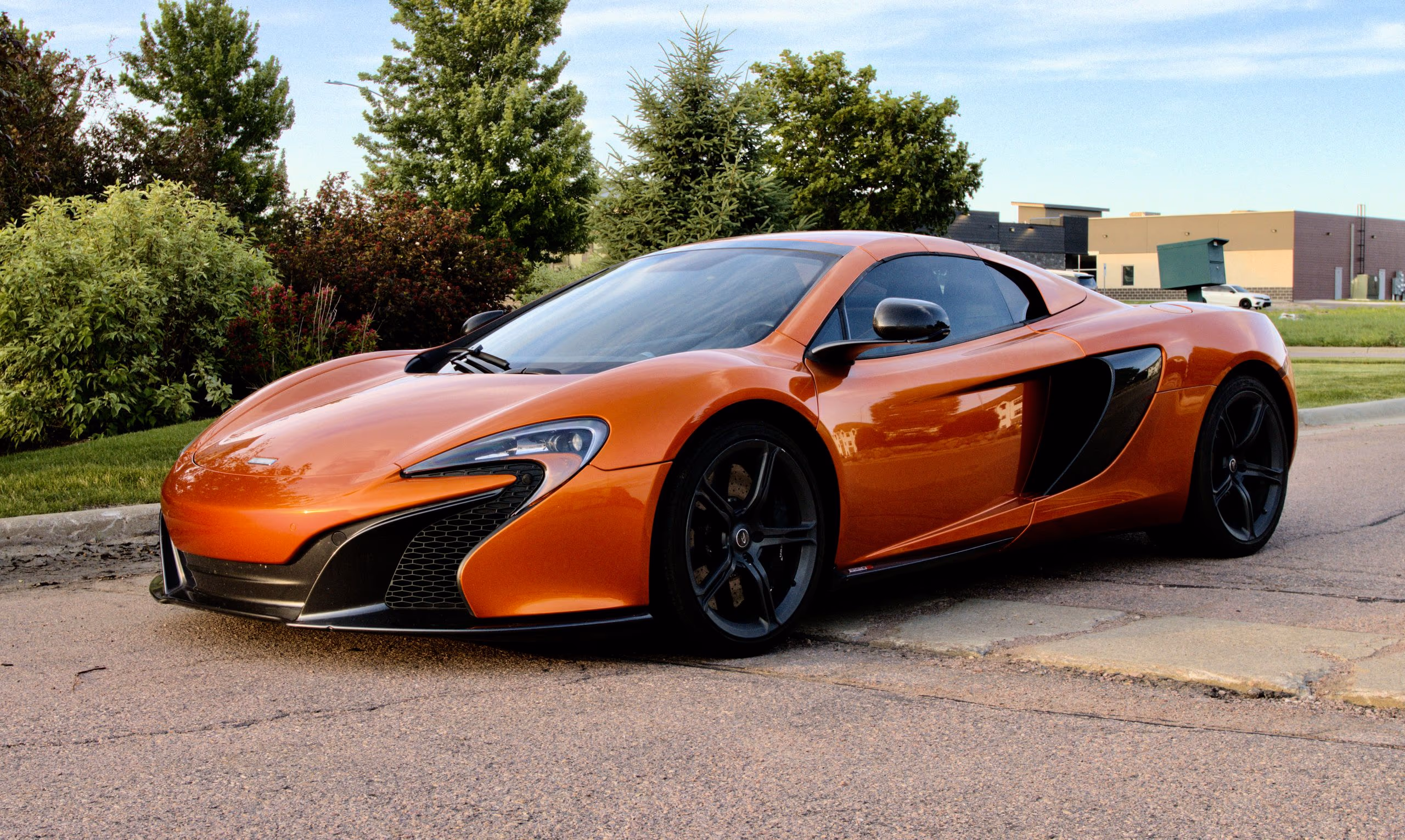 2015 McLaren 650s Spider - Image 1 of 25