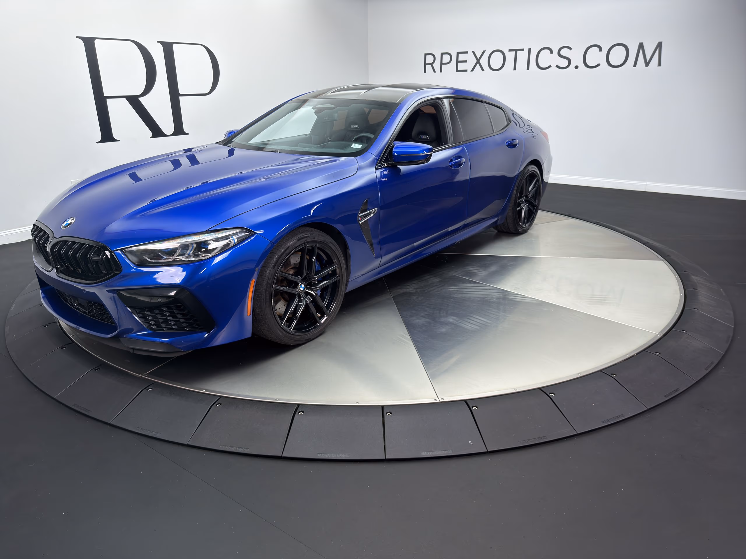 2020 BMW M8