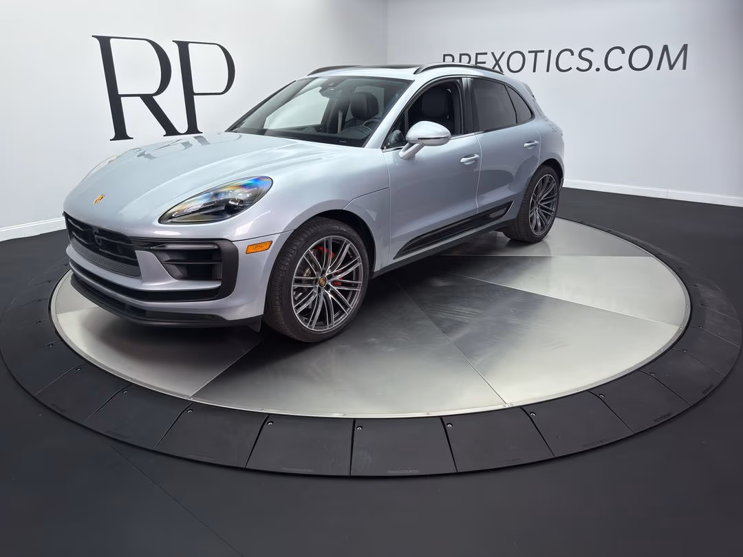 2025 Porsche Macan