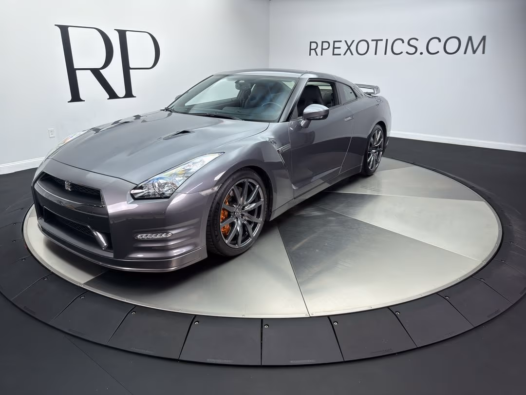 2013 Nissan GT-R