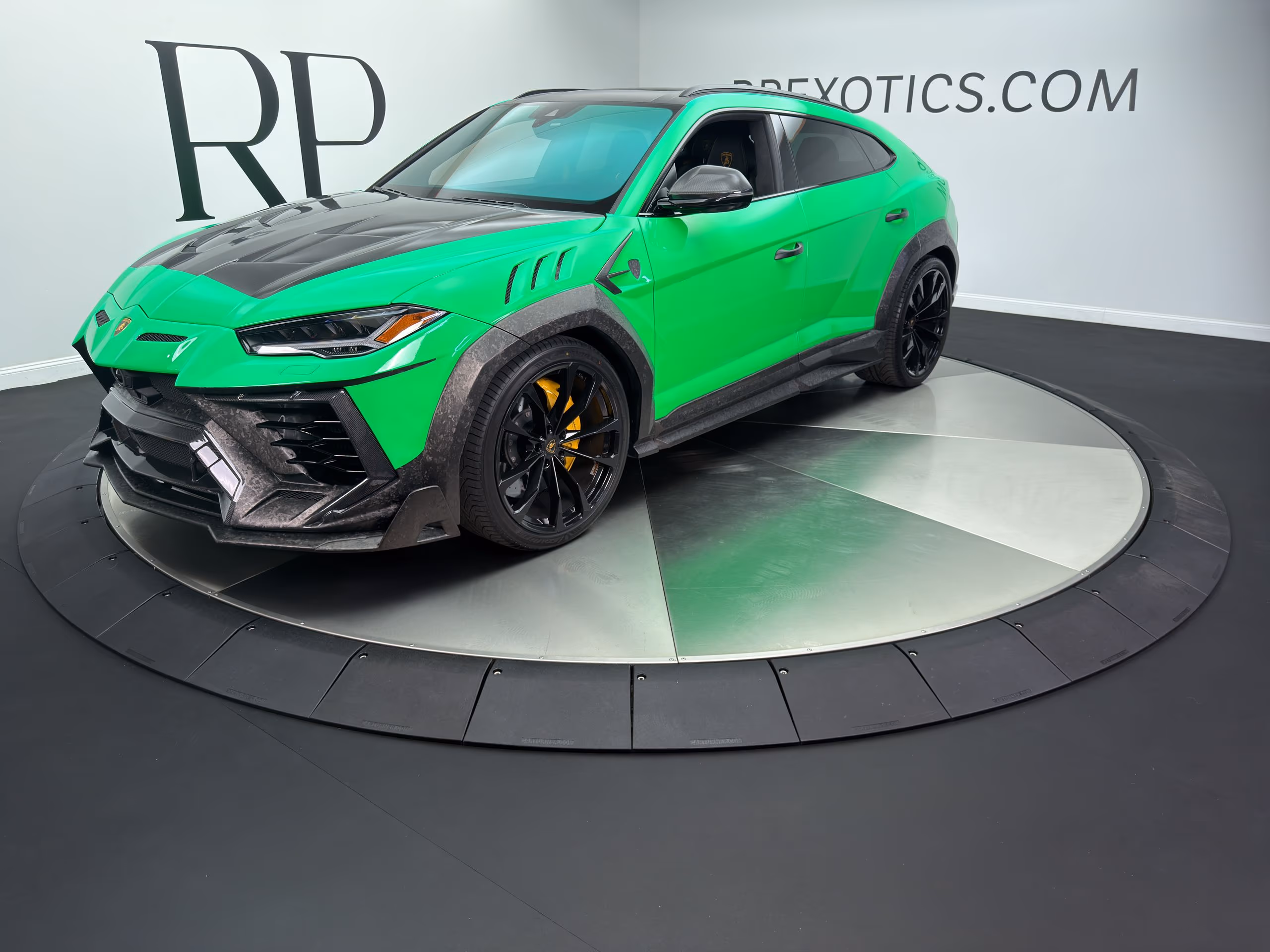2022 Lamborghini Urus