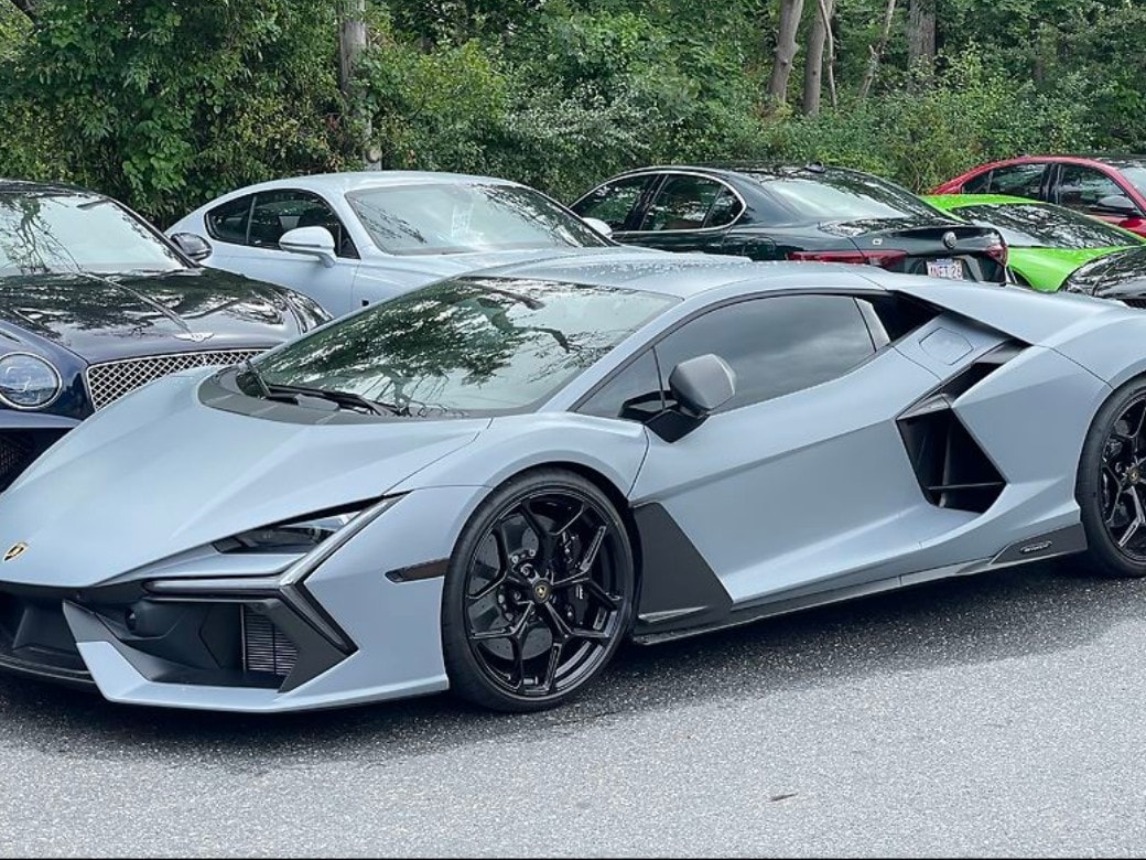 2024 Lamborghini Revuelto