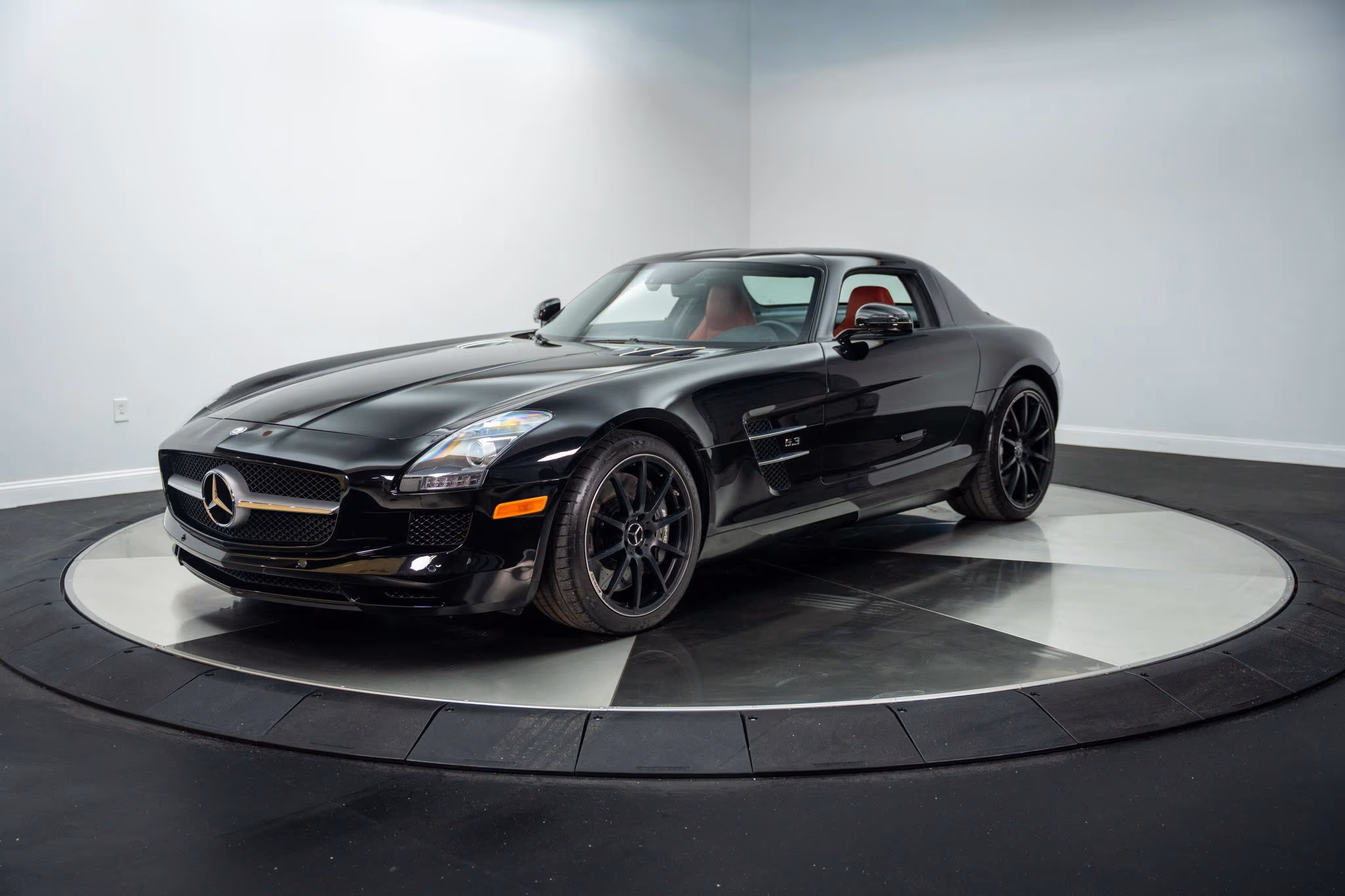 2012 Mercedes-Benz SLS-Class