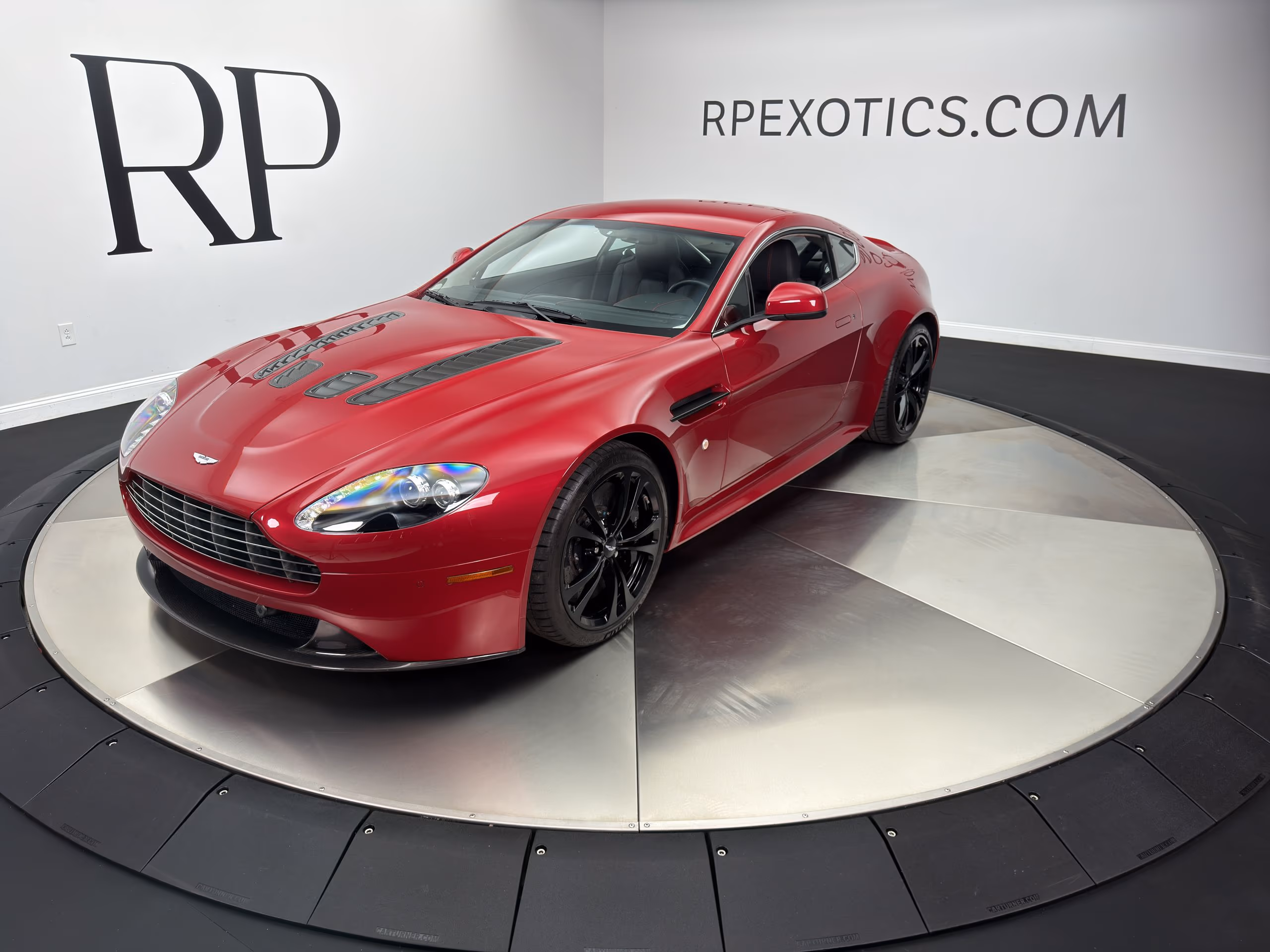 2011 Aston Martin Vantage